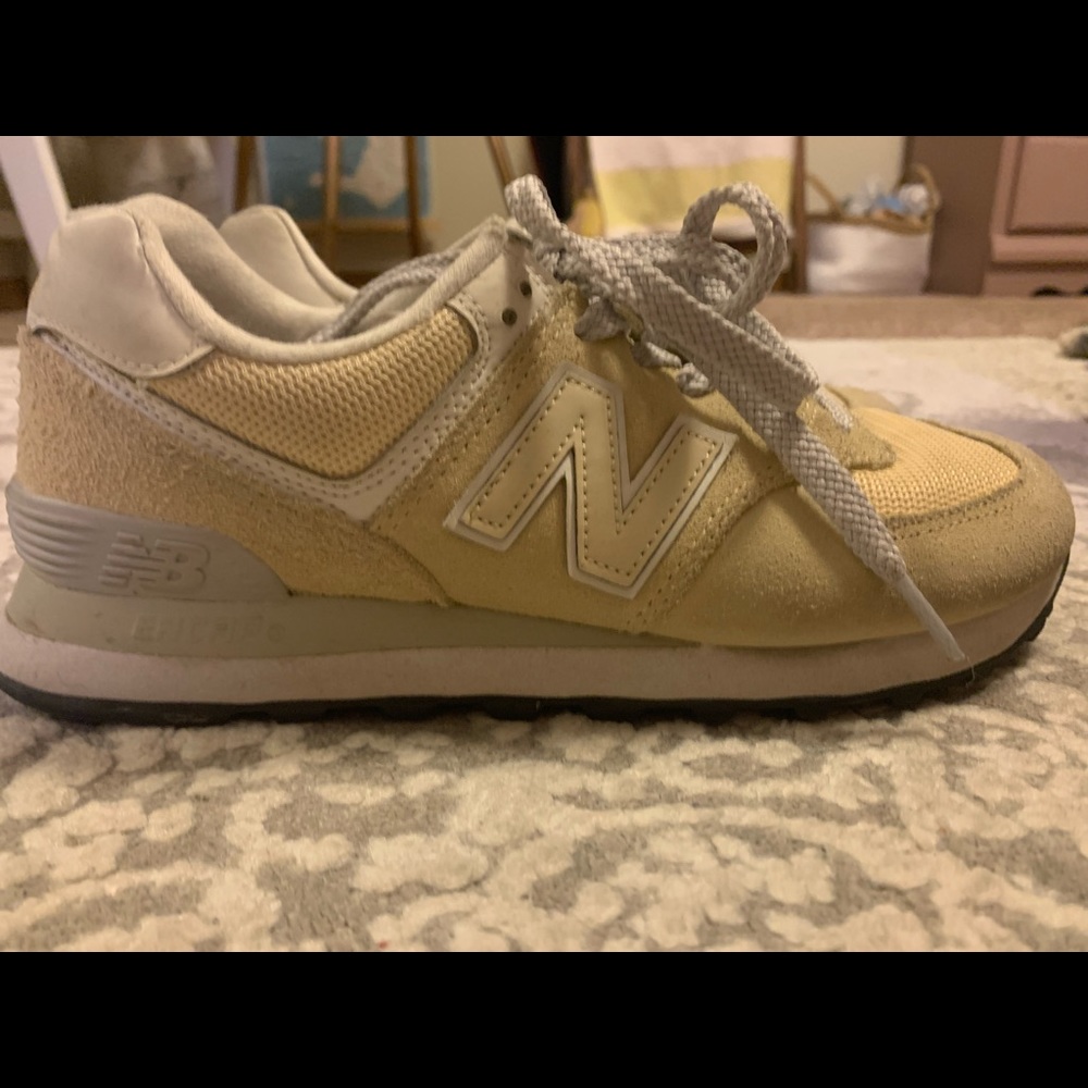 Light Yellow New Balance 574 Suede